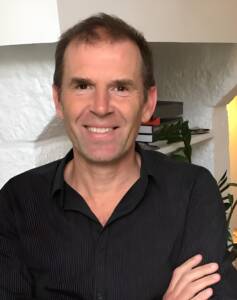 Photo_portrait_equipe_mobin_pascal_grand_directeur_réseau (2)